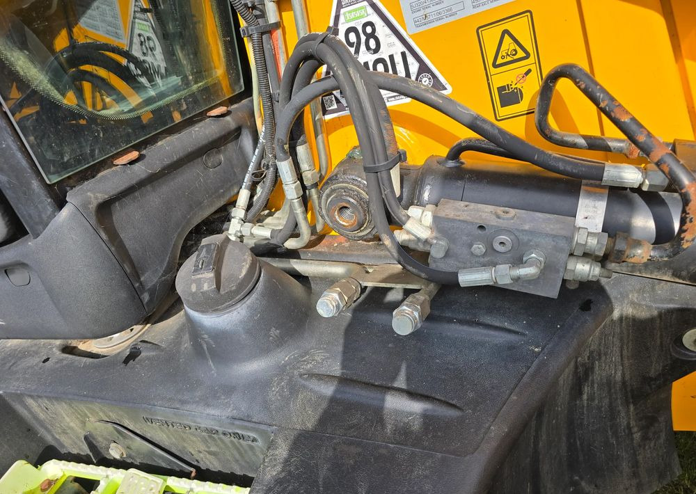 Backhoe loader JCB: picture 20