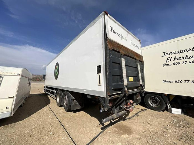 Volvo FM9 - Refrigerator truck: picture 3 Volvo FM9 - Refrigerator truck: picture 3