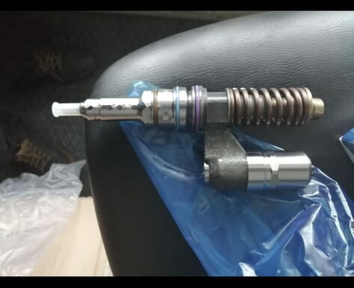 Bosch 2018 IVECO - Injector for Truck: picture 2 Bosch 2018 IVECO - Injector for Truck: picture 2