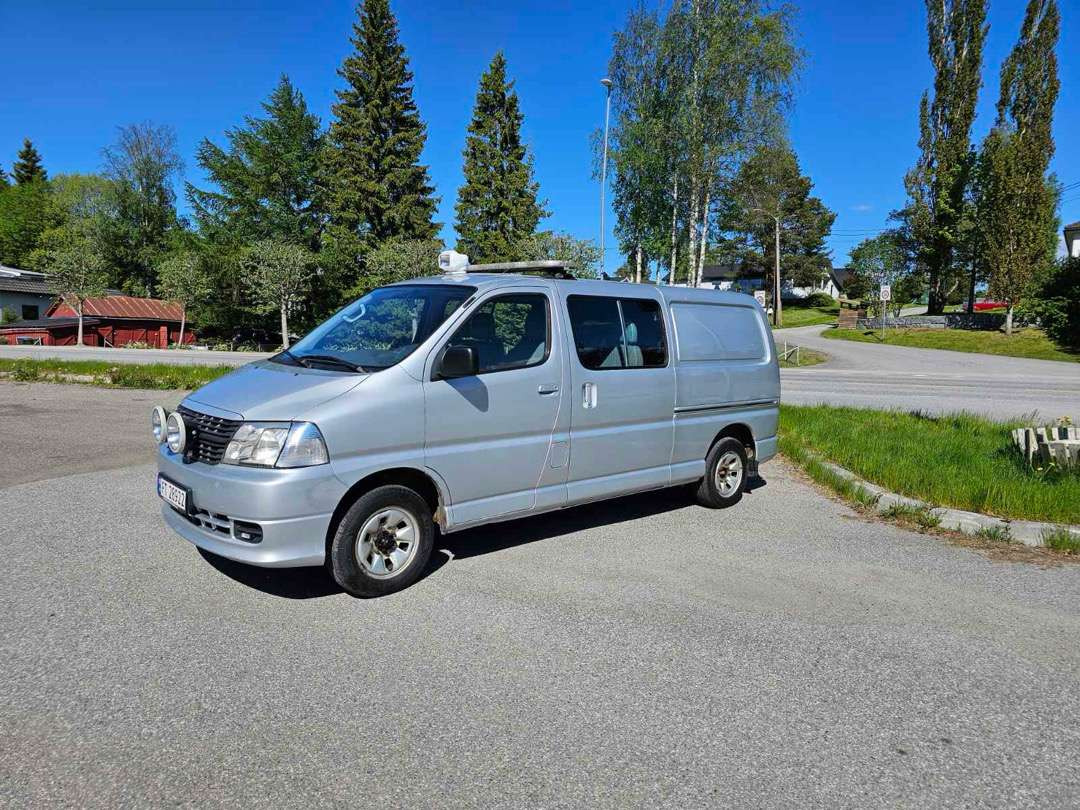 2009 Personbil Toyota Hiace 4 WD Lang type 9 seter EU-Godkjent - Car: picture 2 2009 Personbil Toyota Hiace 4 WD Lang type 9 seter EU-Godkjent - Car: picture 2