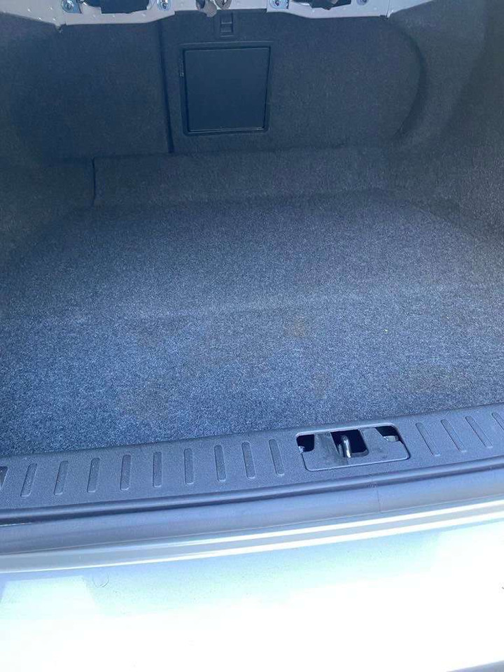 Car 2010 Volvo S80: picture 11