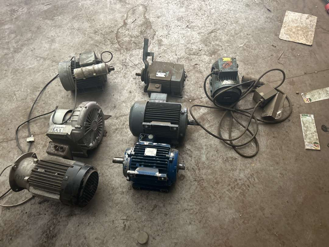 7 stk. elektromotorer (uten minstepris) - Garage equipment: picture 2 7 stk. elektromotorer (uten minstepris) - Garage equipment: picture 2