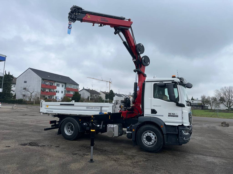 HMF 1620K4-RCS | 2024 - Crane truck: picture 5 HMF 1620K4-RCS | 2024 - Crane truck: picture 5