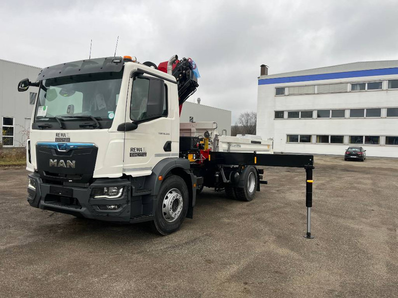 HMF 1620K4-RCS | 2024 - Crane truck: picture 3 HMF 1620K4-RCS | 2024 - Crane truck: picture 3