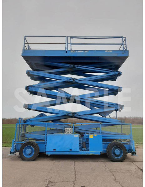 Holland lift Megastar G300 DISASSEMBLED - Scissor lift: picture 1 Holland lift Megastar G300 DISASSEMBLED - Scissor lift: picture 1