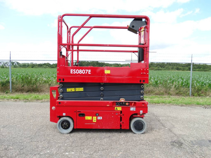 MAGNI ES0807E - Scissor lift: picture 5 MAGNI ES0807E - Scissor lift: picture 5
