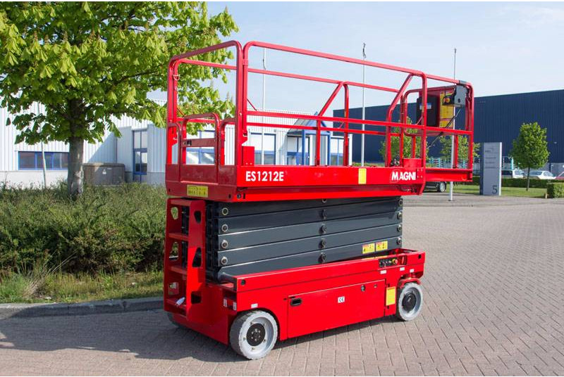 New Scissor lift MAGNI ES1212E: picture 8