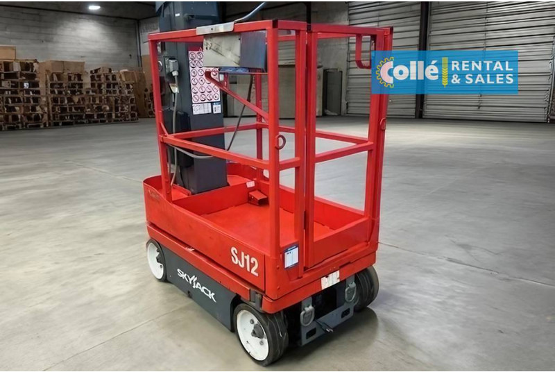 Skyjack SJ 12 | 2013 - Vertical mast lift: picture 1 Skyjack SJ 12 | 2013 - Vertical mast lift: picture 1