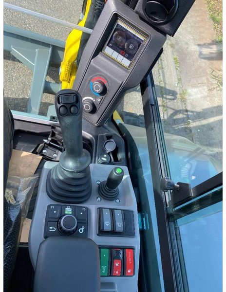 New Mini excavator WACKER NEUSON ET42 | 2022: picture 12