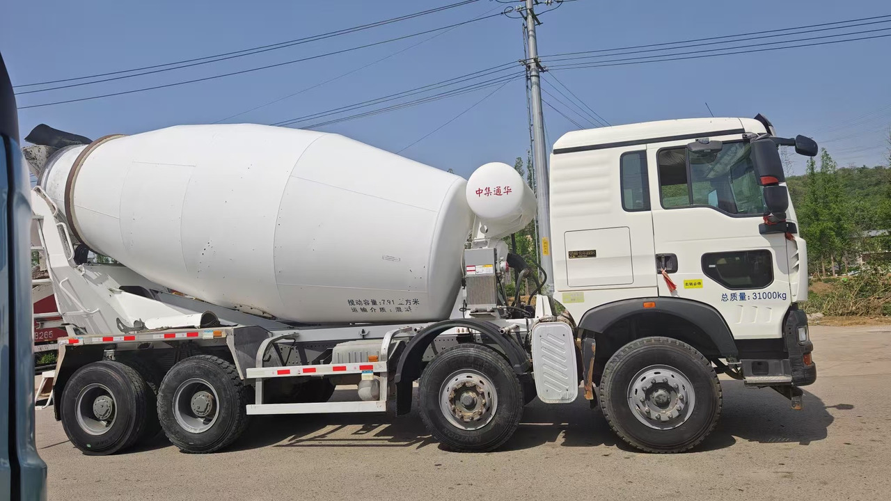 HOWO - Concrete mixer truck: picture 4 HOWO - Concrete mixer truck: picture 4