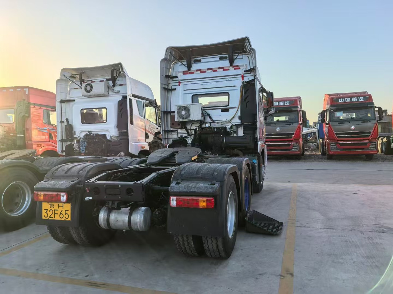 FAW JH6 - Tractor unit: picture 4 FAW JH6 - Tractor unit: picture 4