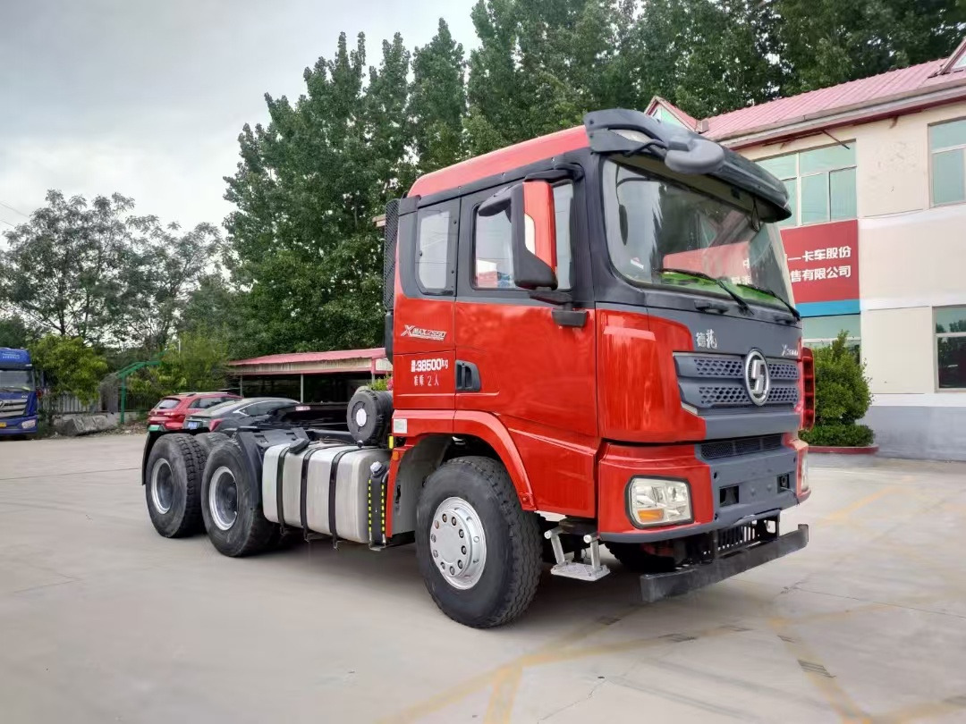 SHACMAN X3000 - Tractor unit: picture 1 SHACMAN X3000 - Tractor unit: picture 1