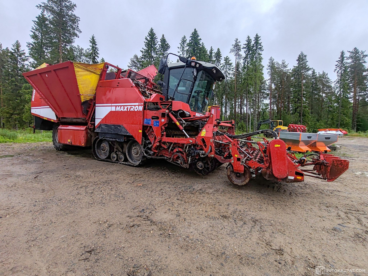 Grimme Maxtron 620 juurikkaannostokone, 2008, 6150H, Kristiinankaupunki - Agricultural machinery: picture 1 Grimme Maxtron 620 juurikkaannostokone, 2008, 6150H, Kristiinankaupunki - Agricultural machinery: picture 1