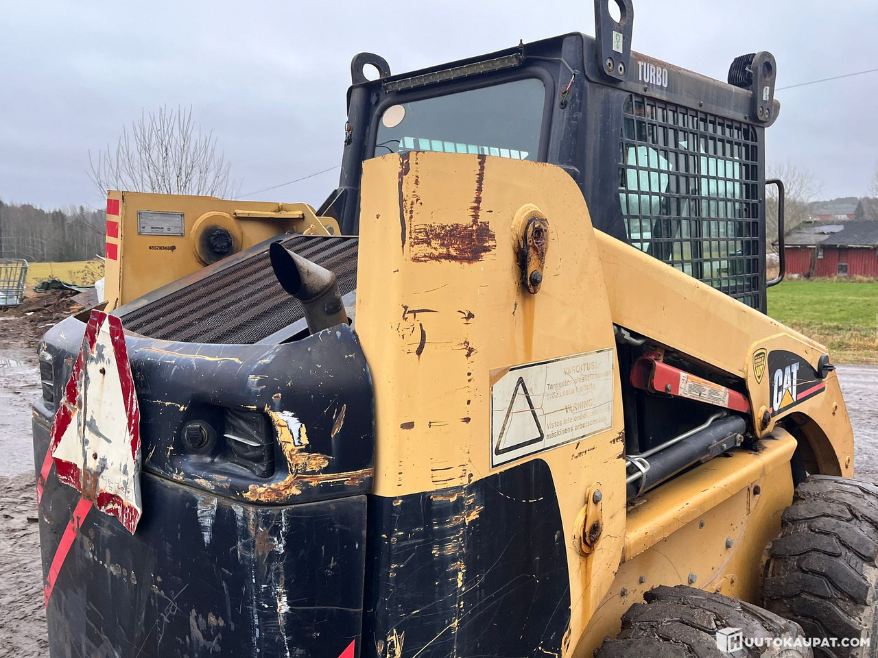 Cat 246 skid-steer loader with bucket and forks, 2002, Vihti leasing Cat 246 skid-steer loader with bucket and forks, 2002, Vihti: picture 10 Cat 246 skid-steer loader with bucket and forks, 2002, Vihti leasing Cat 246 skid-steer loader with bucket and forks, 2002, Vihti: picture 10