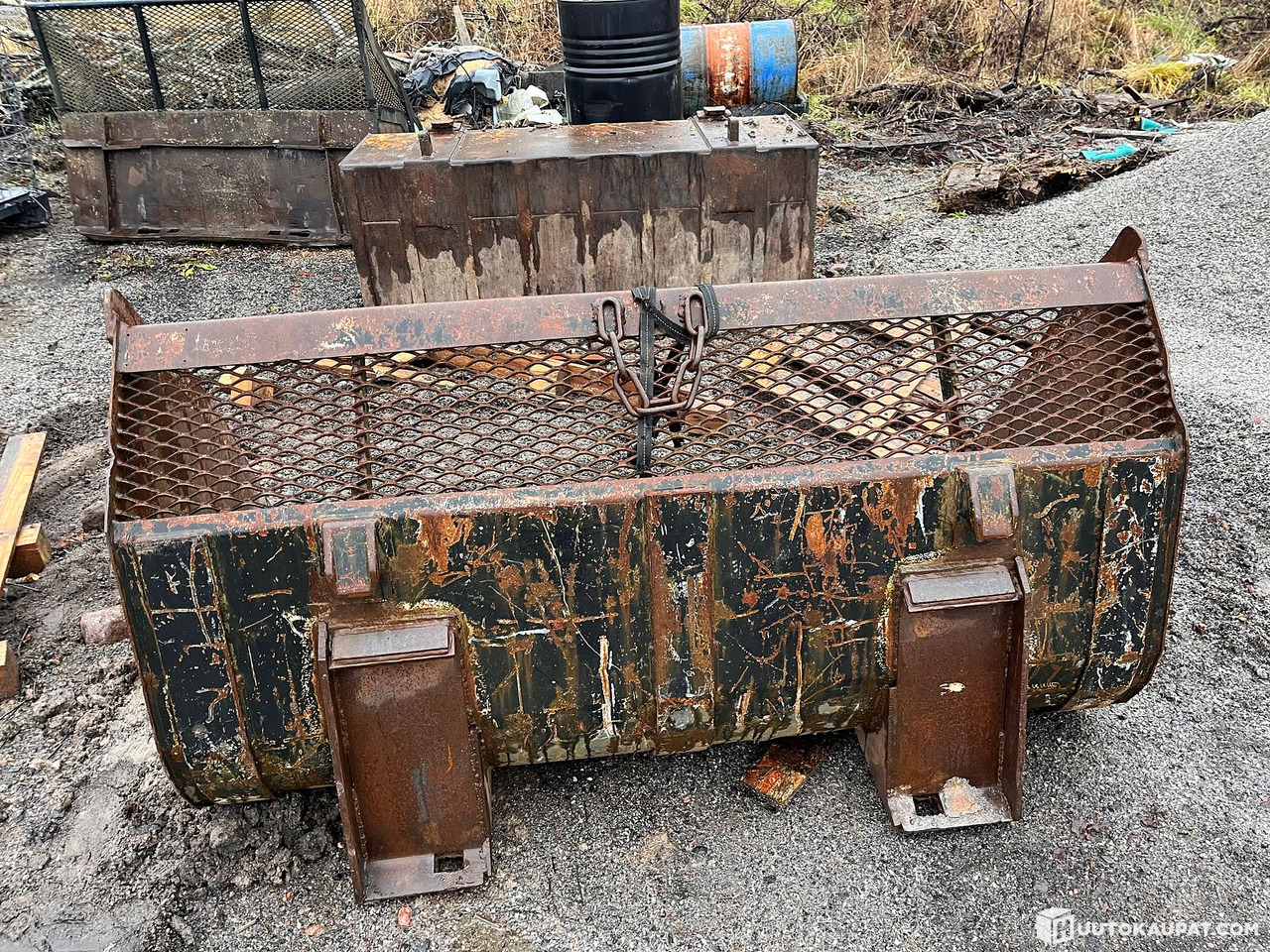 Cat 246 skid-steer loader with bucket and forks, 2002, Vihti leasing Cat 246 skid-steer loader with bucket and forks, 2002, Vihti: picture 17 Cat 246 skid-steer loader with bucket and forks, 2002, Vihti leasing Cat 246 skid-steer loader with bucket and forks, 2002, Vihti: picture 17