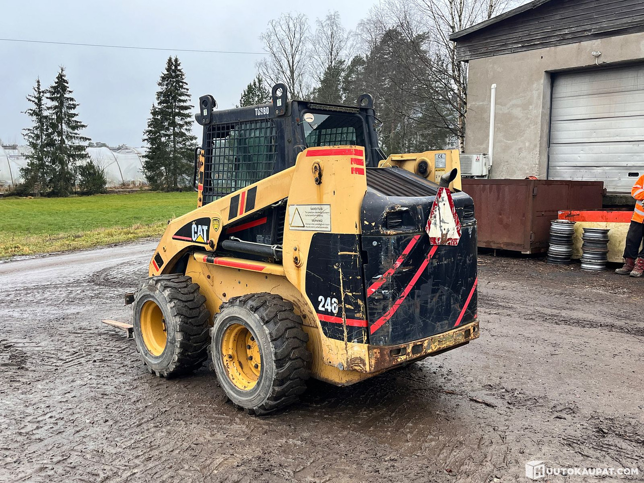 Cat 246 skid-steer loader with bucket and forks, 2002, Vihti leasing Cat 246 skid-steer loader with bucket and forks, 2002, Vihti: picture 6 Cat 246 skid-steer loader with bucket and forks, 2002, Vihti leasing Cat 246 skid-steer loader with bucket and forks, 2002, Vihti: picture 6
