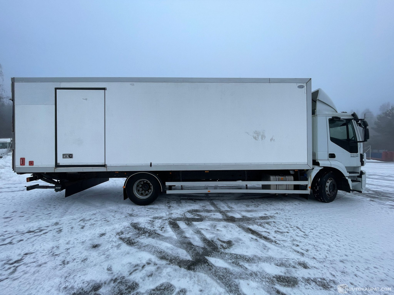 Iveco Stralis, 2015 Umpikori Kuorma-auto, Hämeenlinna - Box truck: picture 2 Iveco Stralis, 2015 Umpikori Kuorma-auto, Hämeenlinna - Box truck: picture 2