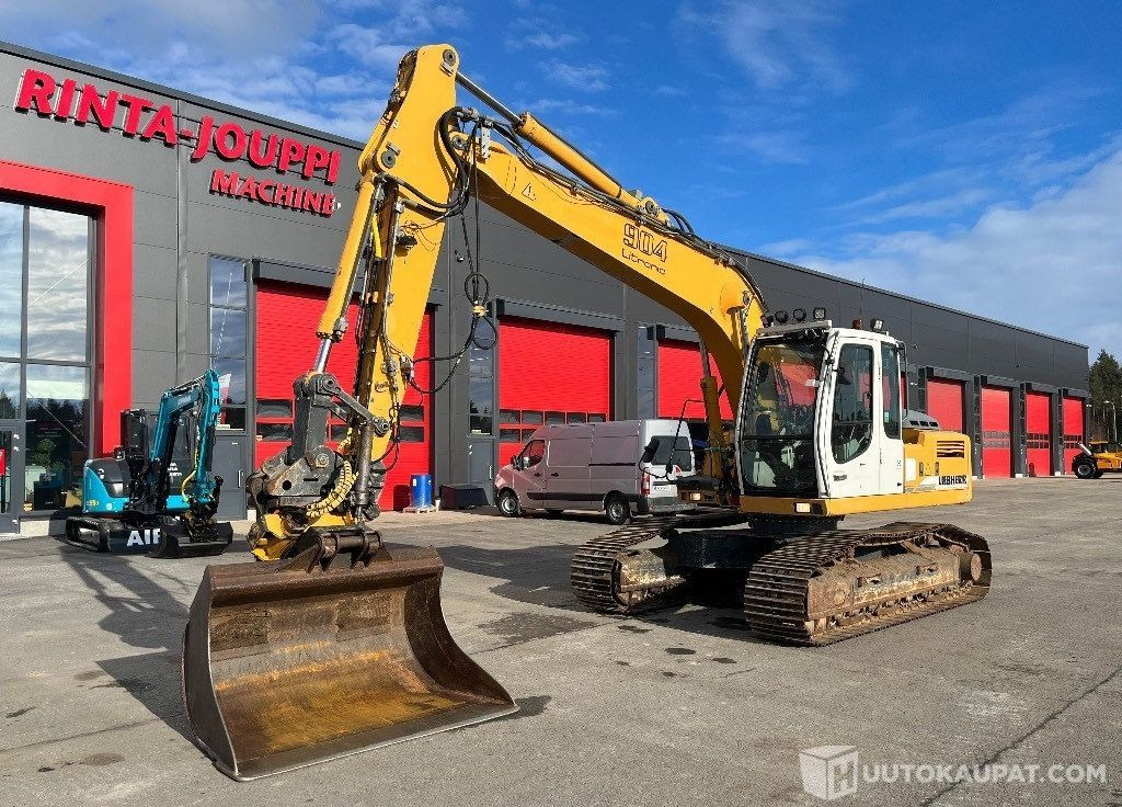 Liebherr 904 / Engcon, Kauha, Rasvari, Lämmitin, 2004, 20 987 h Kaivinkone, Ilmajoki - Crawler excavator: picture 4 Liebherr 904 / Engcon, Kauha, Rasvari, Lämmitin, 2004, 20 987 h Kaivinkone, Ilmajoki - Crawler excavator: picture 4