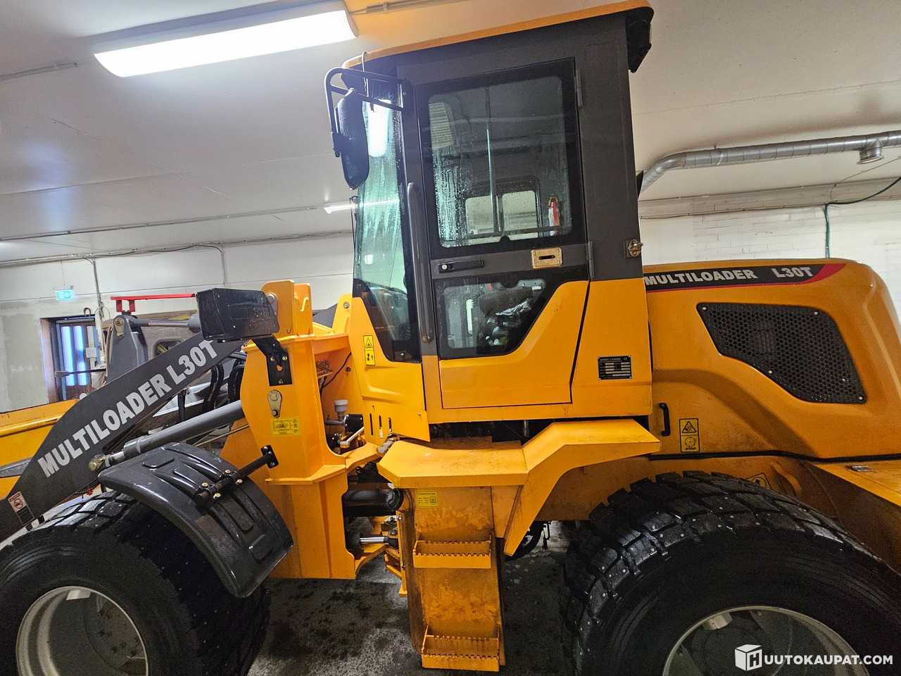 Multiloader L30T, 2025, Jyväskylä - Wheel loader: picture 3 Multiloader L30T, 2025, Jyväskylä - Wheel loader: picture 3