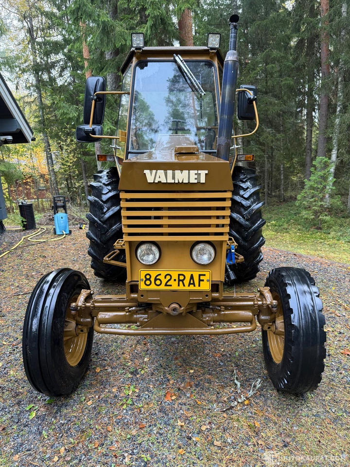 Valmet 502, 1975 + Perälevy, Mänttä-Vilppula - Farm tractor: picture 3 Valmet 502, 1975 + Perälevy, Mänttä-Vilppula - Farm tractor: picture 3