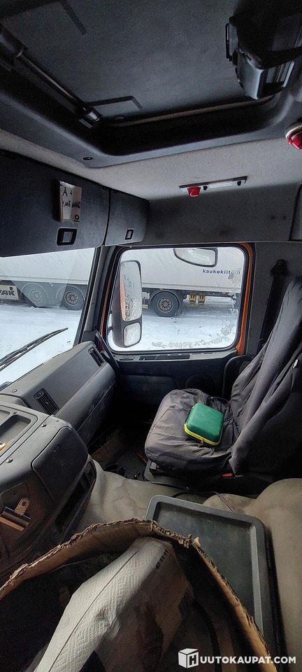 Dropside/ Flatbed truck, Crane truck Volvo FM7, 1999, Kajaani: picture 8