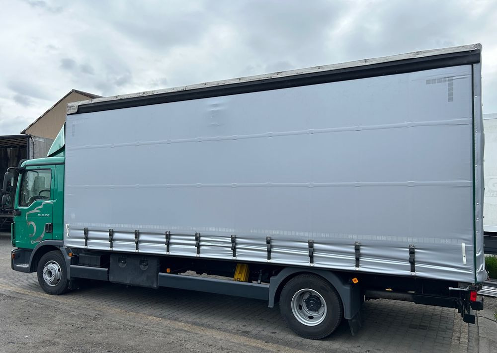MAN TGL 12.250 6.2m AUTOMAT KLIMA z Niemiec ESP nowe opony EURO 6 / 4.75 rozstaw / zawiesie na wózek widłowy / TOP STAN / okazja nauka jazdy MOŻLIWOŚĆ DOSTOSOWANIA 12t - Curtain side truck: picture 2 MAN TGL 12.250 6.2m AUTOMAT KLIMA z Niemiec ESP nowe opony EURO 6 / 4.75 rozstaw / zawiesie na wózek widłowy / TOP STAN / okazja nauka jazdy MOŻLIWOŚĆ DOSTOSOWANIA 12t - Curtain side truck: picture 2