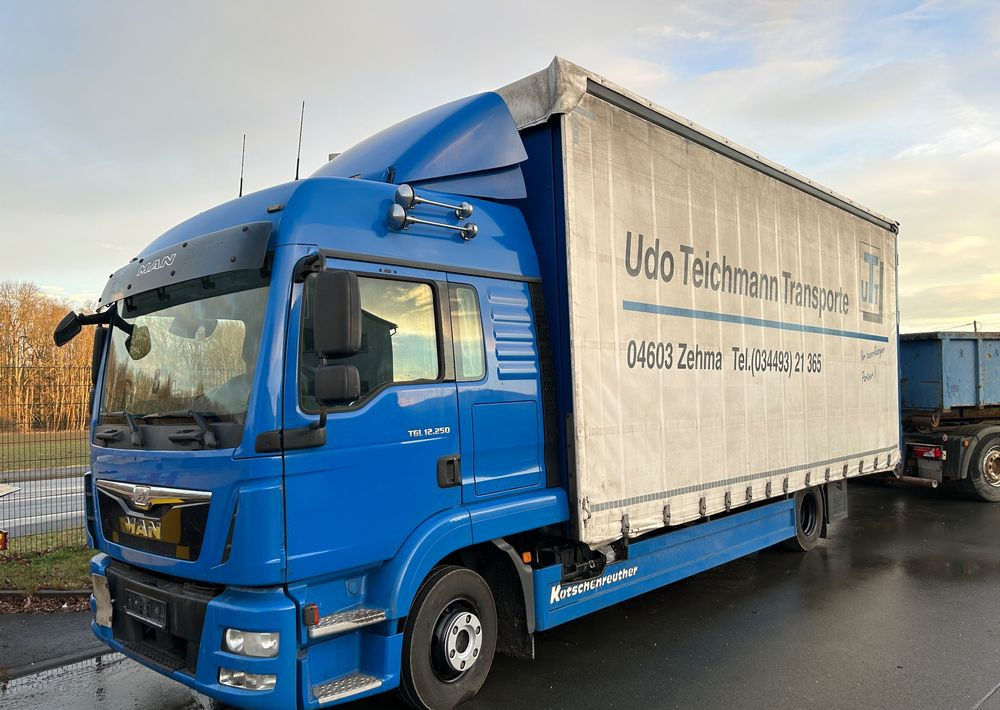 MAN TGL 12.250 cena za ZESTAW TANDEM UNIKAT przebieg z Niemiec MANUAL HAK / EURO 6 / przyczepa zestaw jumbo / opony 80% - Curtain side truck: picture 1 MAN TGL 12.250 cena za ZESTAW TANDEM UNIKAT przebieg z Niemiec MANUAL HAK / EURO 6 / przyczepa zestaw jumbo / opony 80% - Curtain side truck: picture 1