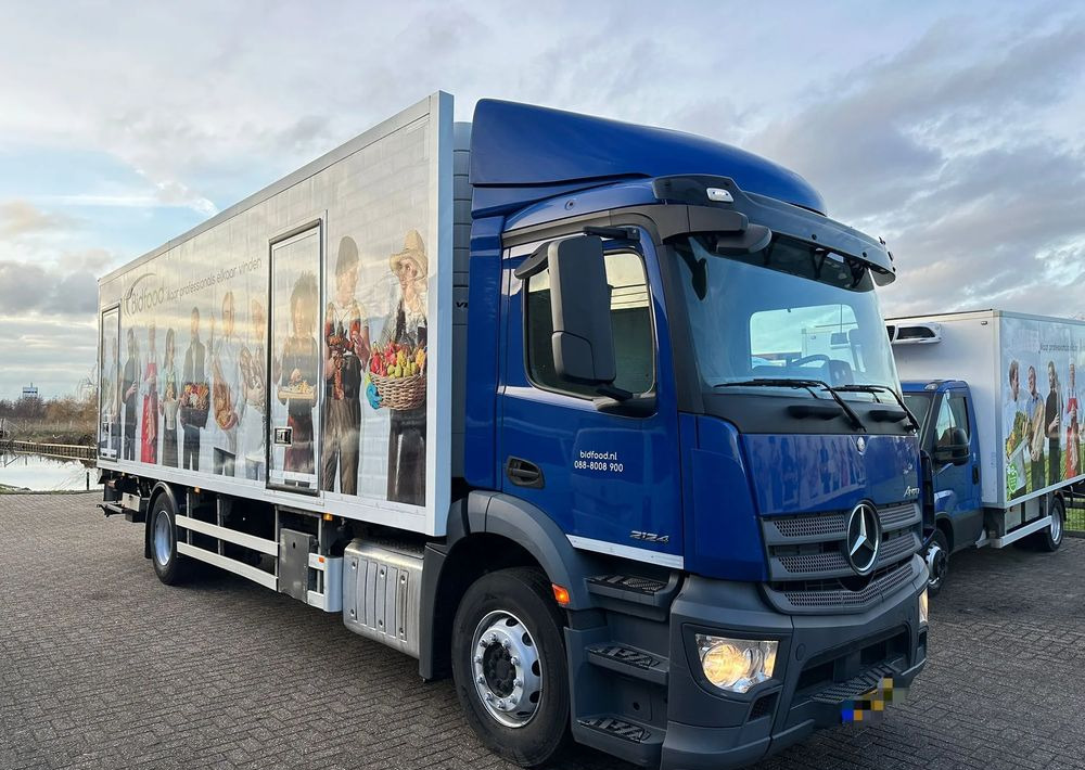 Mercedes-Benz Antos 1824 CARRIER VECTOR 1150 DRZWI + winda i drzwi boczne / 7.5m / z Holandii / KLIMA / Axor man Tgm T1000-R THERMO King - Refrigerator truck: picture 5 Mercedes-Benz Antos 1824 CARRIER VECTOR 1150 DRZWI + winda i drzwi boczne / 7.5m / z Holandii / KLIMA / Axor man Tgm T1000-R THERMO King - Refrigerator truck: picture 5