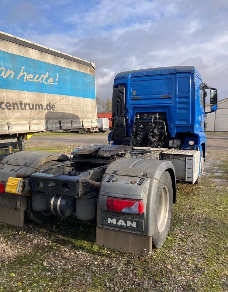MAN TGS 18.400 NAUKA JAZDY z Niemiec NISKA KABINA ELKA AUTOMAT 4x2 STANDARD 315/70r22.5 SUPER STAN TGX 470 460 420 430 500 510 400 360 410 - Tractor unit: picture 2 MAN TGS 18.400 NAUKA JAZDY z Niemiec NISKA KABINA ELKA AUTOMAT 4x2 STANDARD 315/70r22.5 SUPER STAN TGX 470 460 420 430 500 510 400 360 410 - Tractor unit: picture 2
