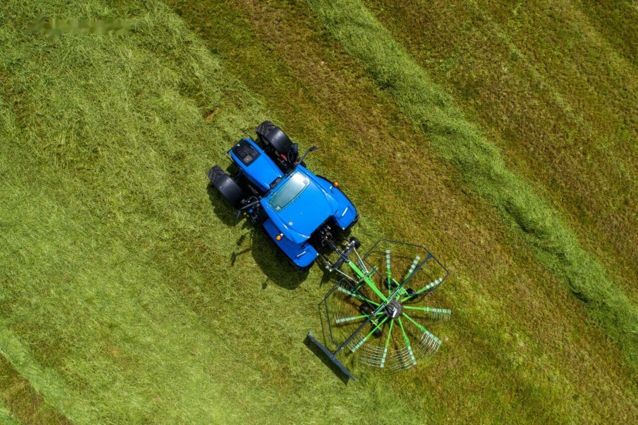 Talex Zgrabiarka karuzelowa zawieszana 4,2m Spyder - Tedder/ Rake: picture 5 Talex Zgrabiarka karuzelowa zawieszana 4,2m Spyder - Tedder/ Rake: picture 5