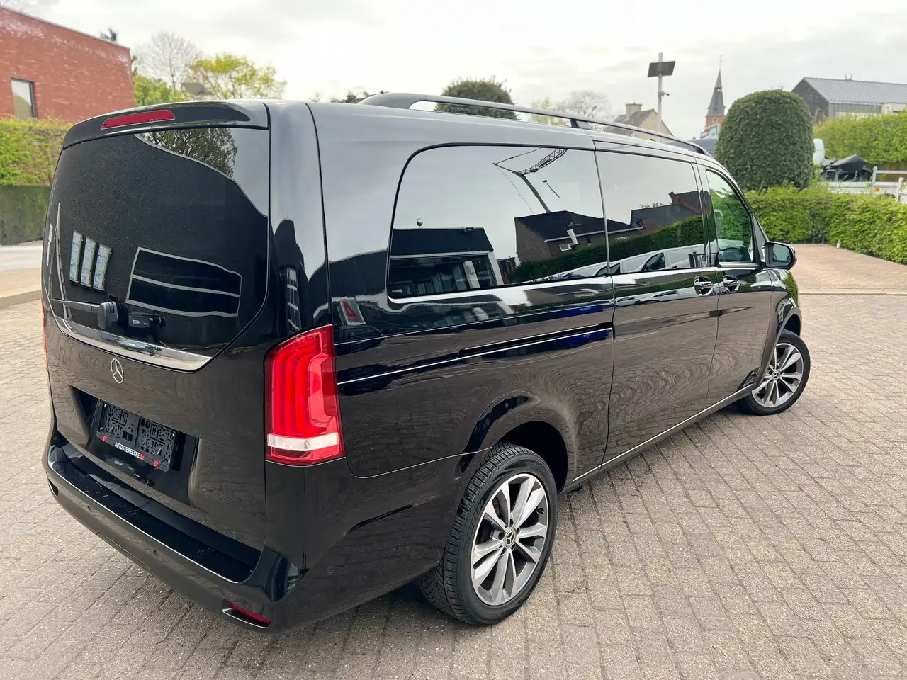 Mercedes-Benz V 300 A3 (52.000€ex) AVANTGARDE | 360camera |AirMatic - Passenger van: picture 4 Mercedes-Benz V 300 A3 (52.000€ex) AVANTGARDE | 360camera |AirMatic - Passenger van: picture 4