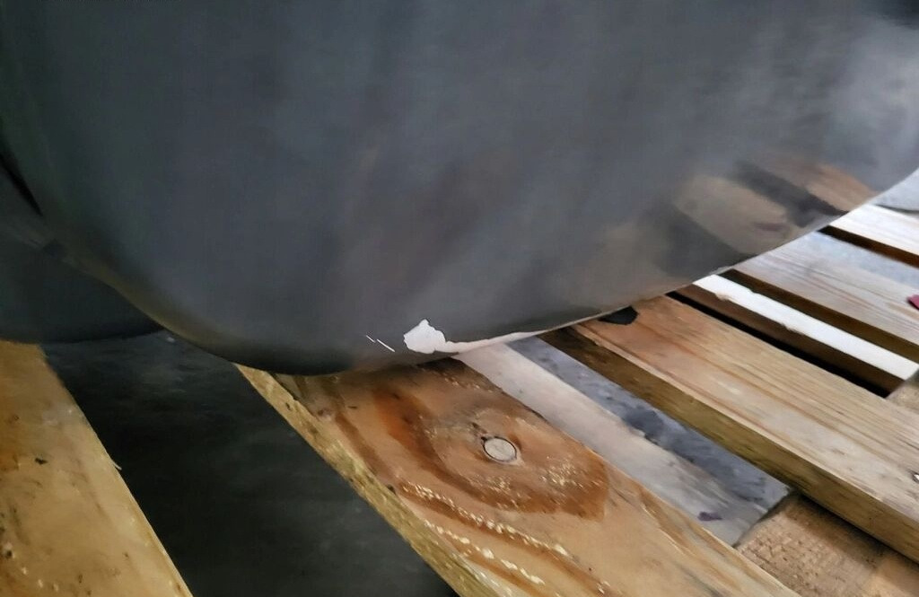 Scania 320L 1888934 Scania 320L 1888934 truck - Fuel tank for Truck: picture 3 Scania 320L 1888934 Scania 320L 1888934 truck - Fuel tank for Truck: picture 3