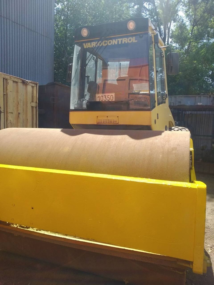 BOMAG BW 213 DH-4 - Compactor: picture 2 BOMAG BW 213 DH-4 - Compactor: picture 2