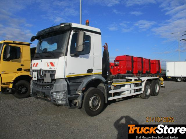 Mercedes-Benz Arocs 2645 L - Hook lift truck: picture 1 Mercedes-Benz Arocs 2645 L - Hook lift truck: picture 1