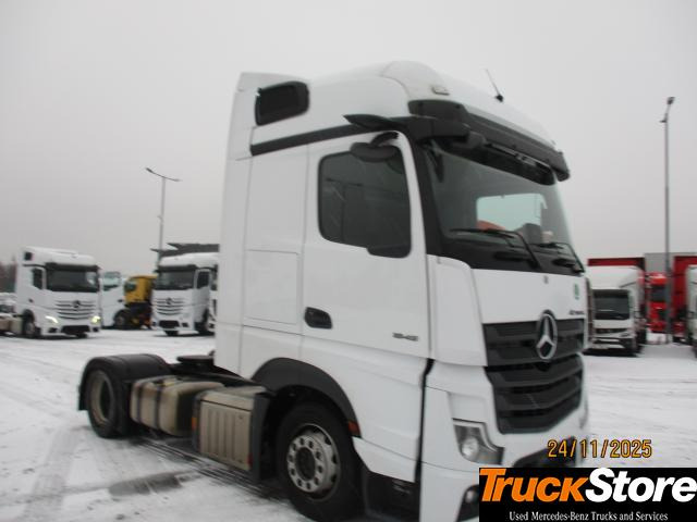 Mercedes-Benz Actros 1845 LS nRL - Tractor unit: picture 2 Mercedes-Benz Actros 1845 LS nRL - Tractor unit: picture 2