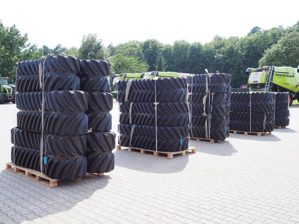 Challenger MT800 / Rubber belt / track / 30" / 762mm  - Track for Agricultural machinery: picture 3 Challenger MT800 / Rubber belt / track / 30" / 762mm  - Track for Agricultural machinery: picture 3