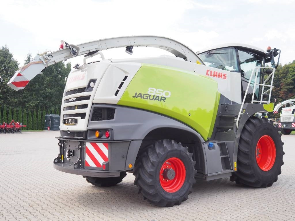 Claas Jaguar 850 4WD - Forage harvester: picture 3 Claas Jaguar 850 4WD - Forage harvester: picture 3