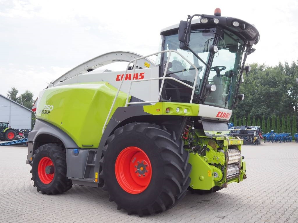 Claas Jaguar 850 4x4  - Forage harvester: picture 4 Claas Jaguar 850 4x4  - Forage harvester: picture 4