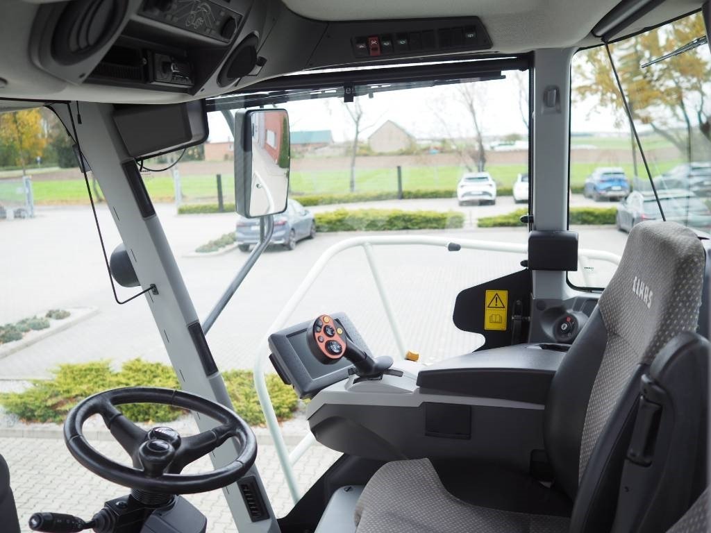 Claas Jaguar 940 4x4  - Forage harvester: picture 5 Claas Jaguar 940 4x4  - Forage harvester: picture 5