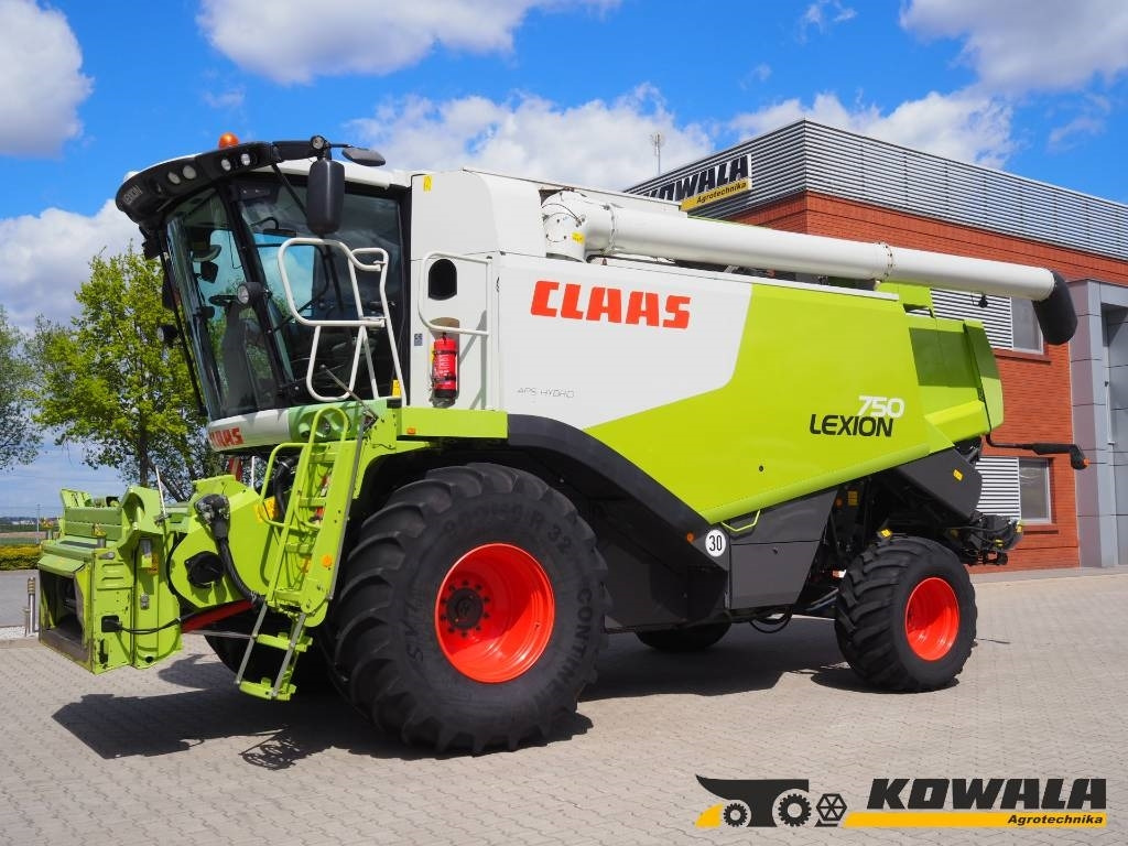 Claas Lexion 750 MONTANA 4WD + V900 - Combine harvester: picture 1 Claas Lexion 750 MONTANA 4WD + V900 - Combine harvester: picture 1