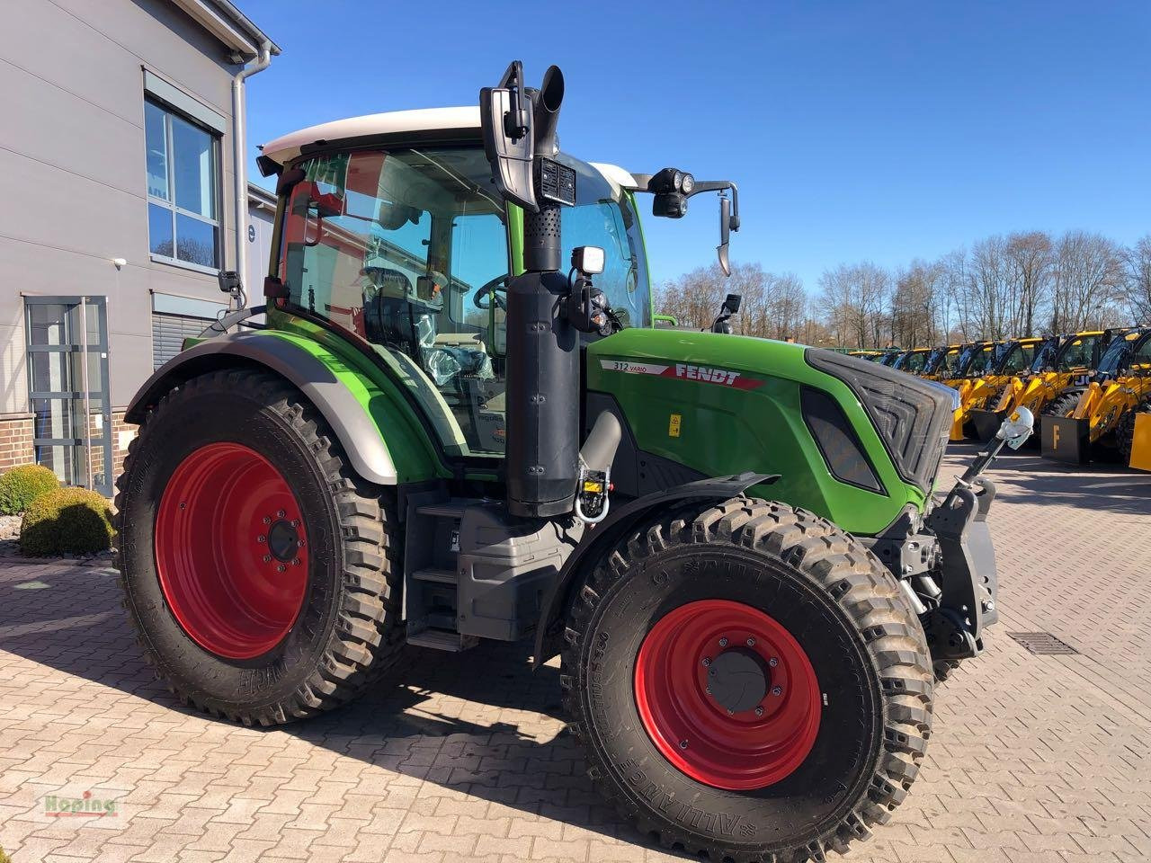 Fendt 312 Vario - Farm tractor: picture 4 Fendt 312 Vario - Farm tractor: picture 4
