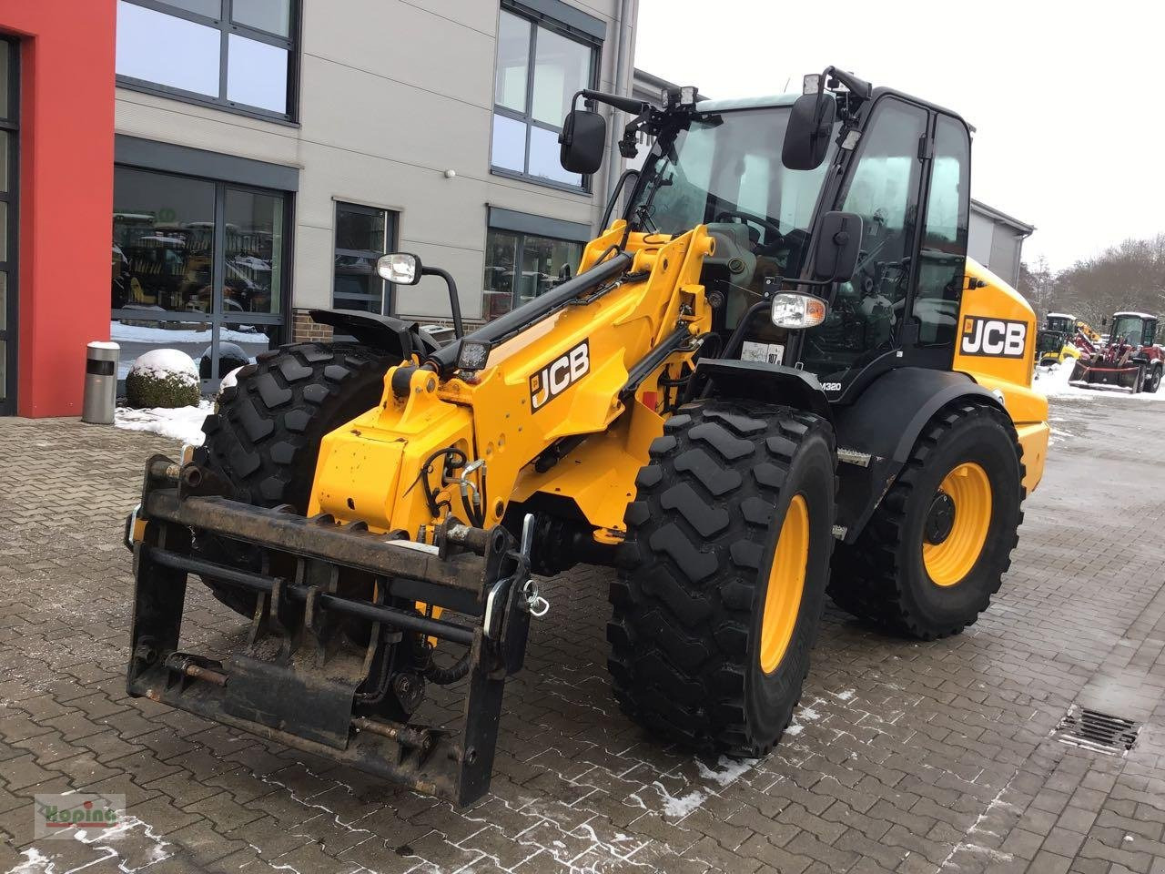 JCB TM320 - Telescopic handler: picture 3 JCB TM320 - Telescopic handler: picture 3
