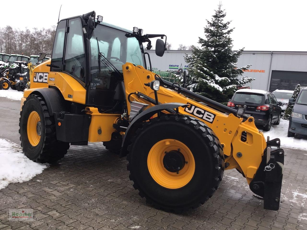 JCB TM320 - Telescopic handler: picture 5 JCB TM320 - Telescopic handler: picture 5