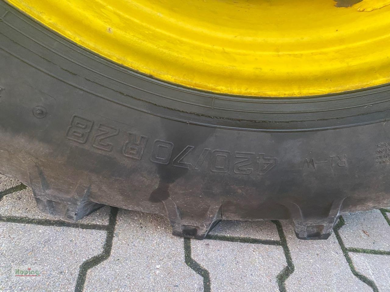 Farm tractor John Deere 6600: picture 7 Farm tractor John Deere 6600: picture 7