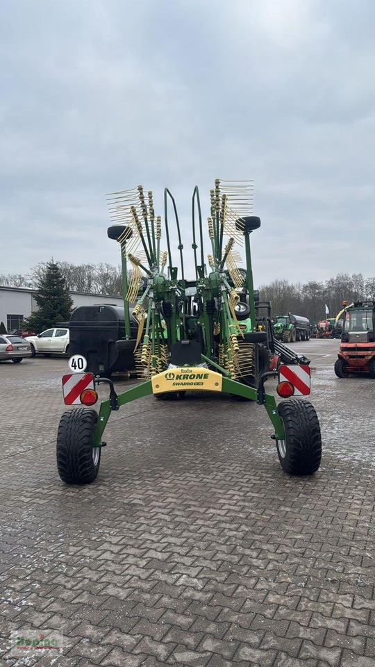 Krone Swadro TC760 - Tedder/ Rake: picture 4 Krone Swadro TC760 - Tedder/ Rake: picture 4