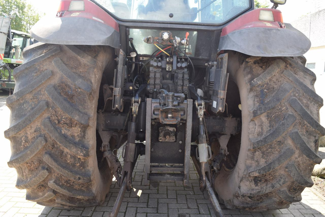 Case-IH MXM 130 - Farm tractor: picture 4 Case-IH MXM 130 - Farm tractor: picture 4