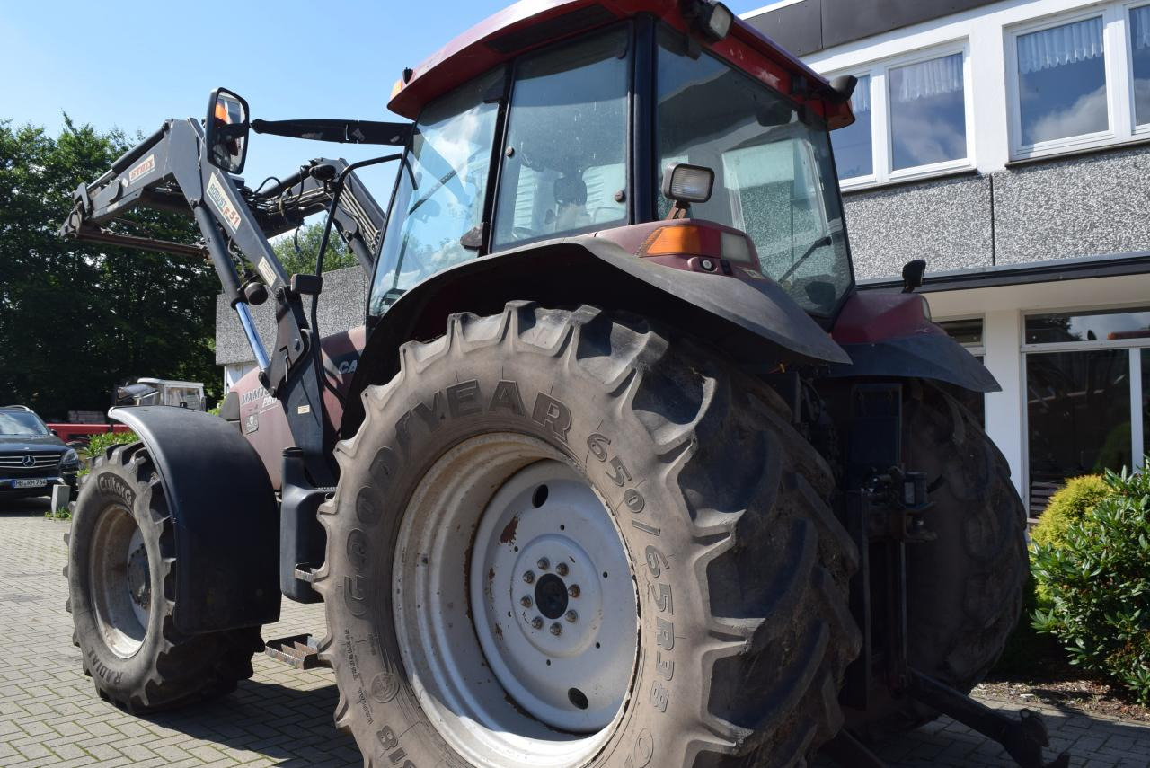 Case-IH MXM 130 - Farm tractor: picture 3 Case-IH MXM 130 - Farm tractor: picture 3