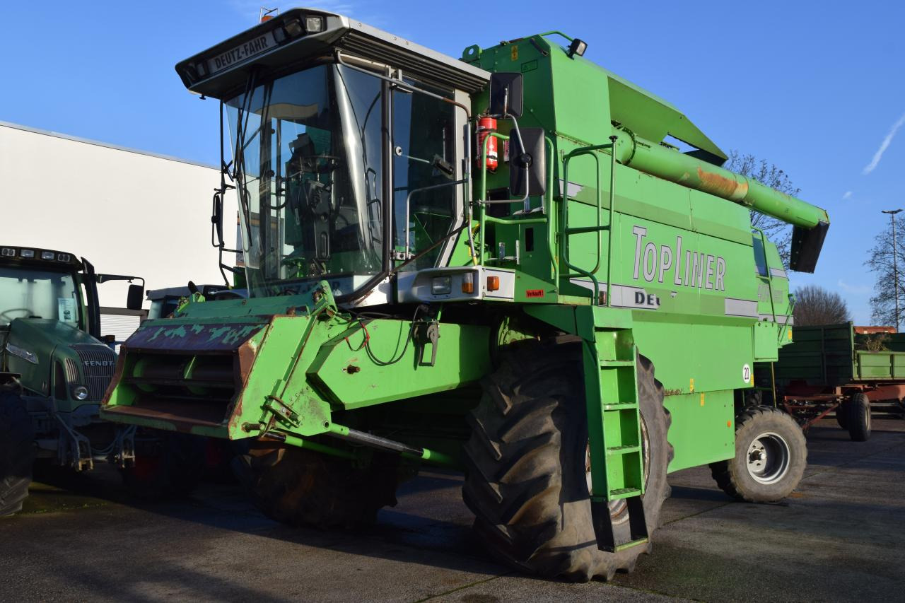 Deutz-Fahr 4090 HTS TopL. - Combine harvester: picture 2 Deutz-Fahr 4090 HTS TopL. - Combine harvester: picture 2