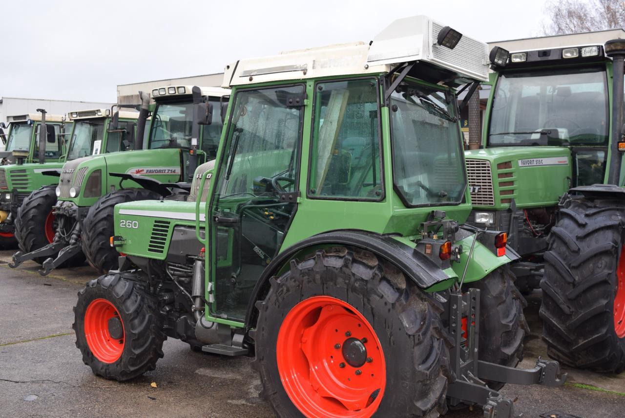 Fendt 260 V - Straddle tractor: picture 5 Fendt 260 V - Straddle tractor: picture 5