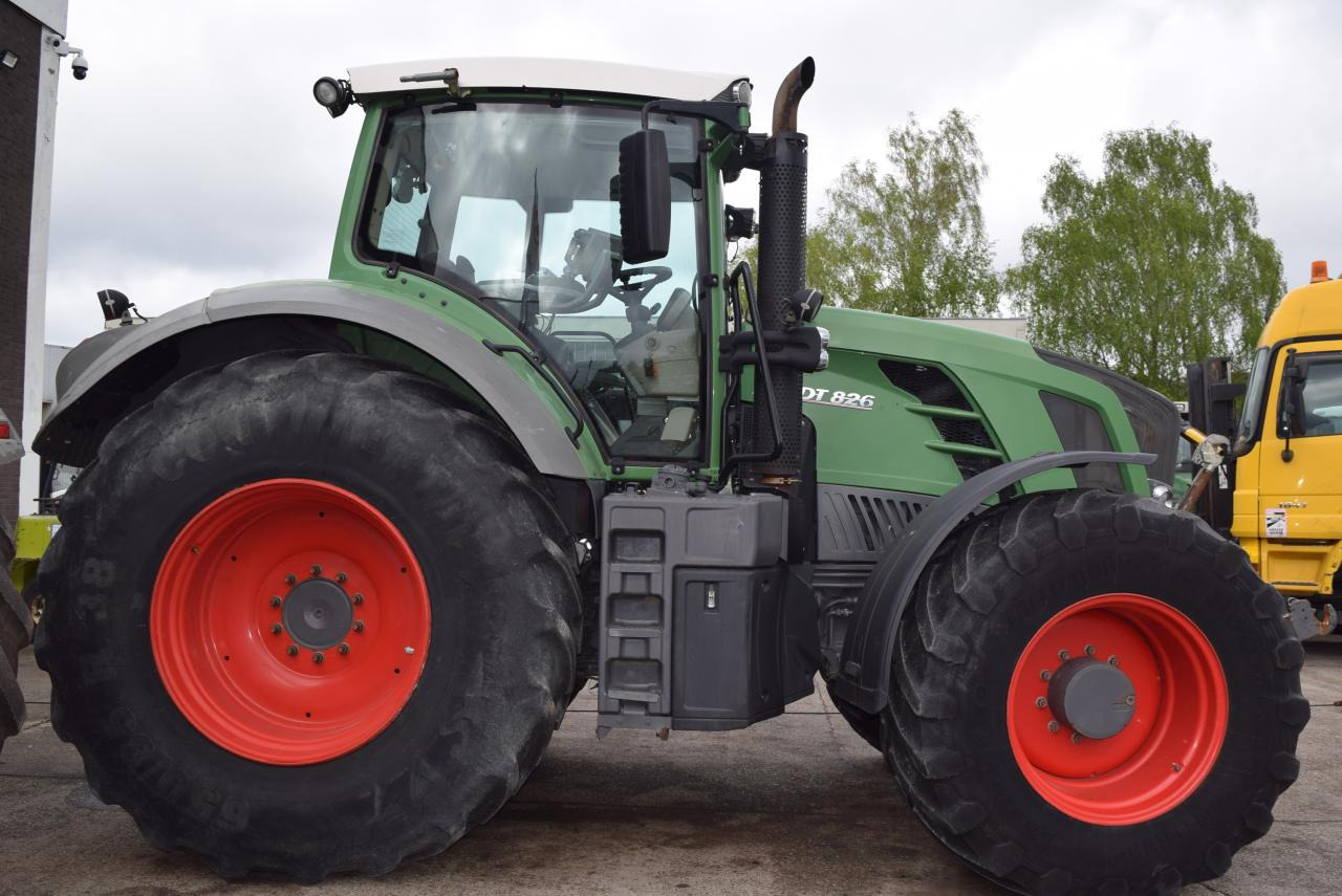 Fendt 826 Vario SCR ProfiPlus - Farm tractor: picture 4 Fendt 826 Vario SCR ProfiPlus - Farm tractor: picture 4